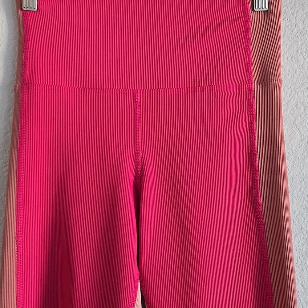 Beach riot Colorblock Women's Leggings inpink And Peach Size M - Picture 6 of 9